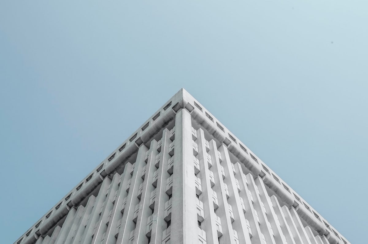 意甲媒体透露:巴尔泰萨吉本赛季崛起,米兰准备让埃斯图皮尼安改踢左中卫